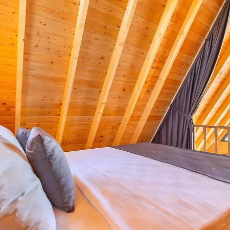 2 Bedroom Secluded With Private Pool Hot Tub Fethiye