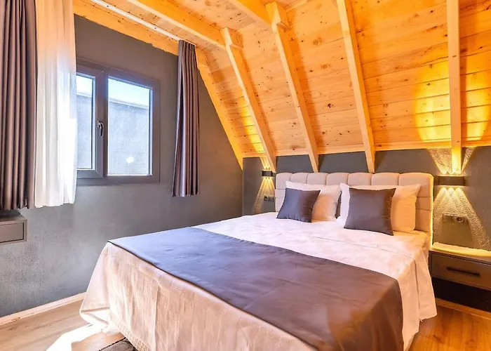 2 Bedroom Secluded With Private Pool Hot Tub Vilă Fethiye