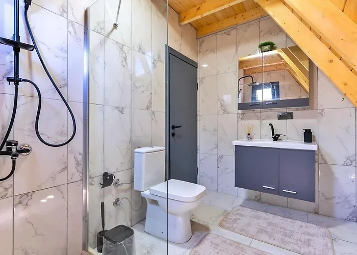 Vila 2 Bedroom Secluded With Private Pool Hot Tub *