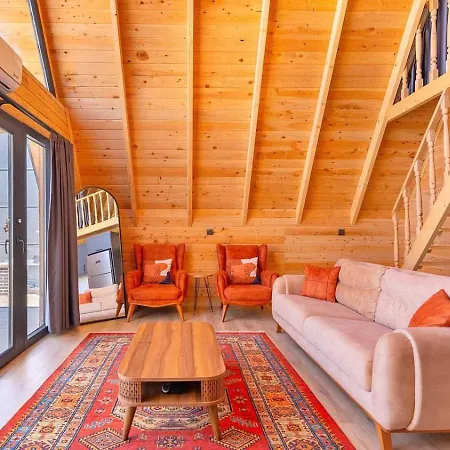 2 Bedroom Secluded With Private Pool Hot Tub * フェティエ