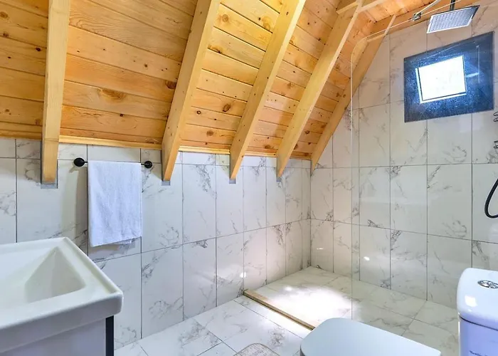 Vila 2 Bedroom Secluded With Private Pool Hot Tub