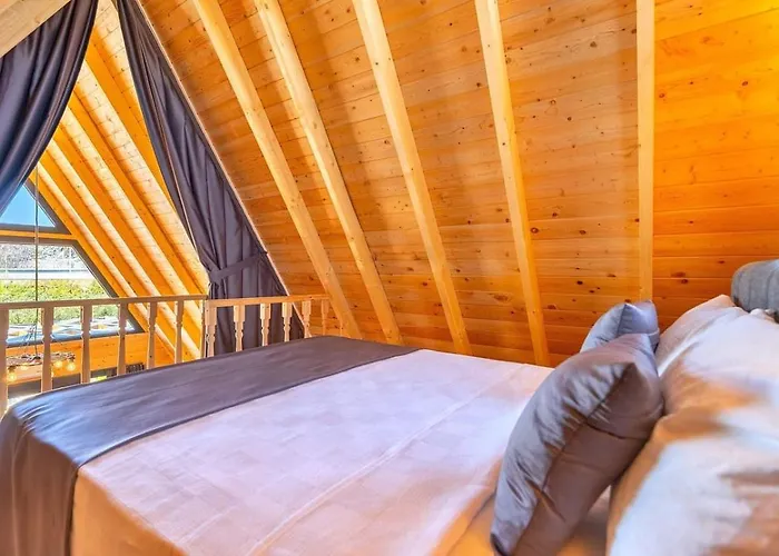 2 Bedroom Secluded With Private Pool Hot Tub Fethiye