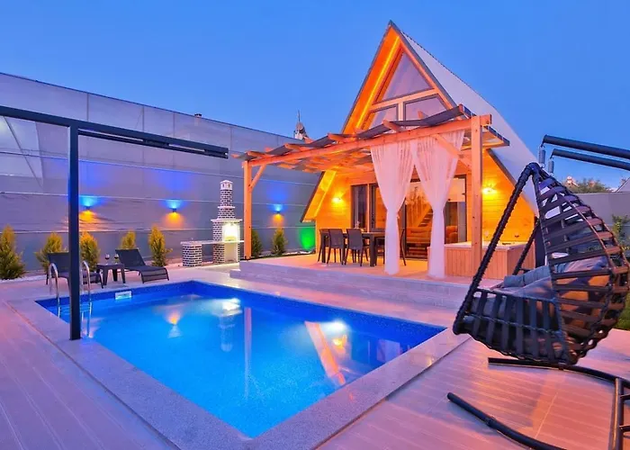 Vila 2 Bedroom Secluded With Private Pool Hot Tub Fethiye