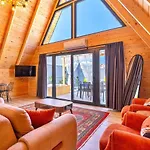 2 Bedroom Secluded With Private Pool Hot Tub Villa *